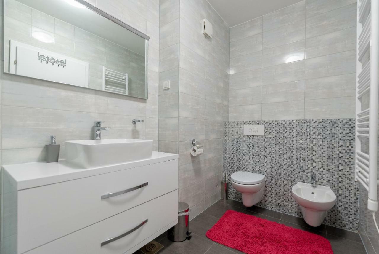 Villa Anja 1St Floor Peroj Eksteriør bilde