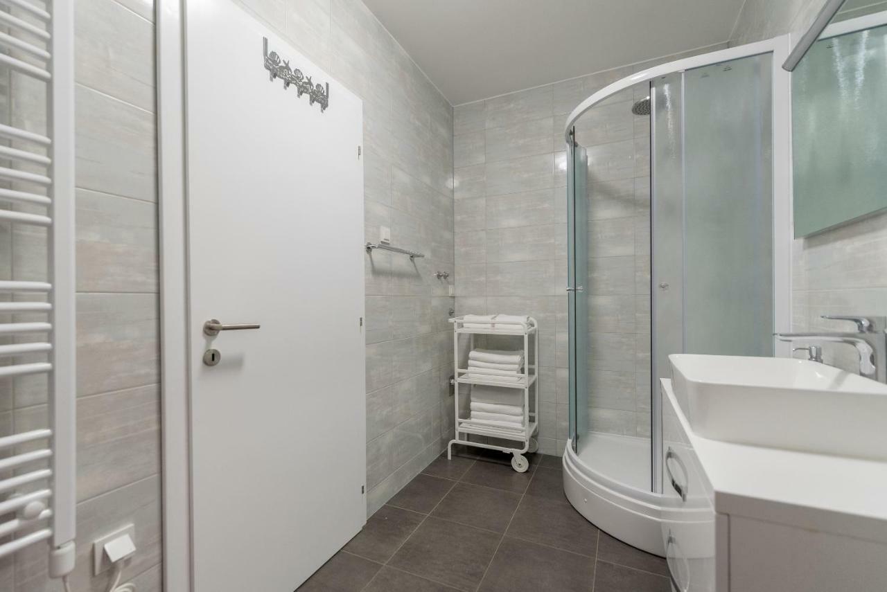 Villa Anja 1St Floor Peroj Eksteriør bilde