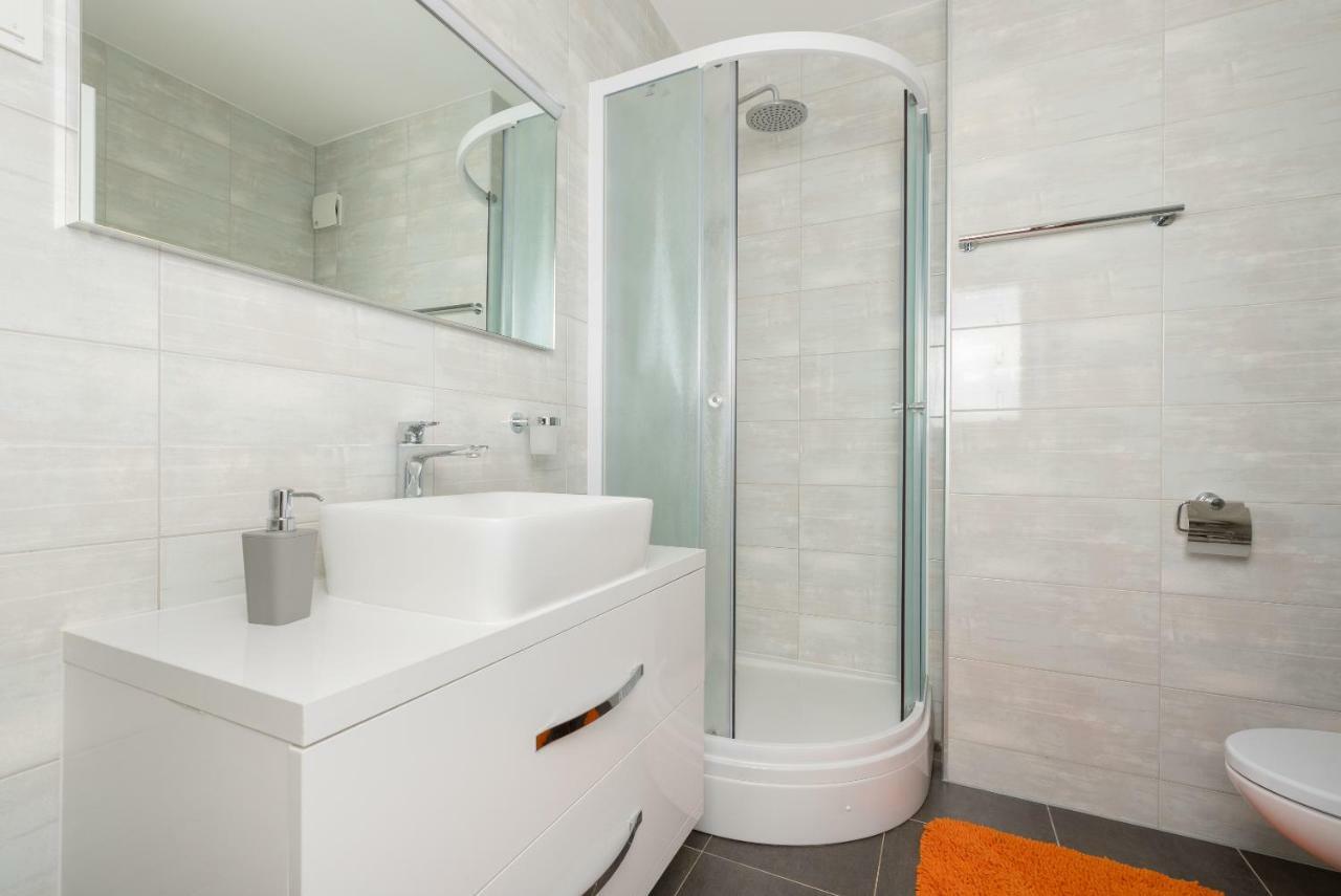 Villa Anja 1St Floor Peroj Eksteriør bilde