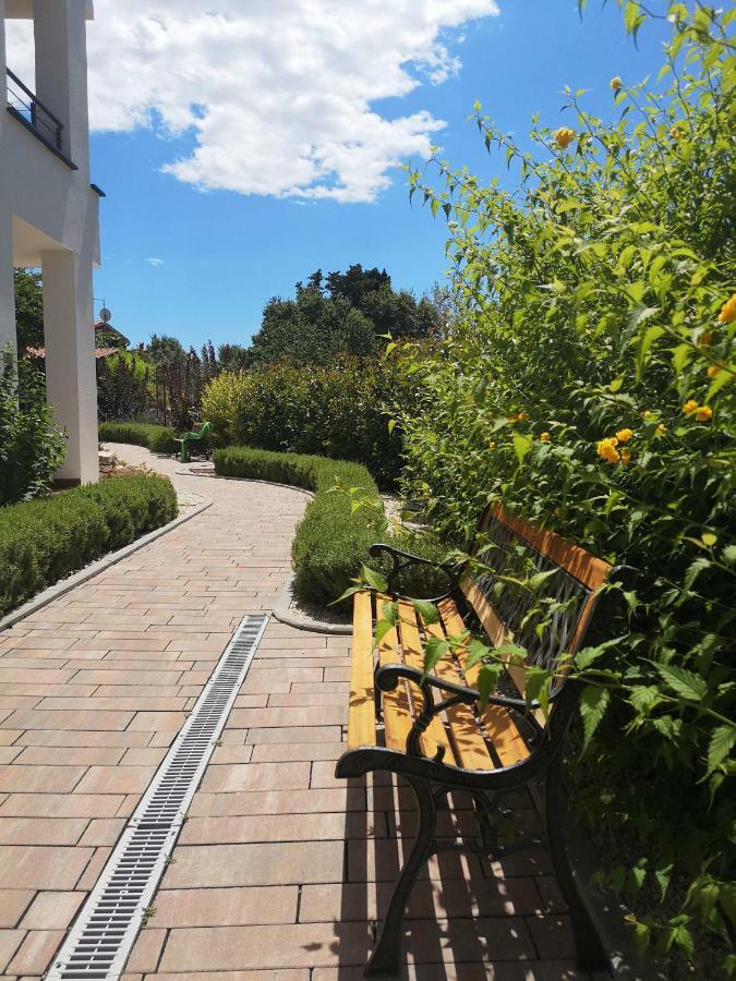 Villa Anja 1St Floor Peroj Eksteriør bilde