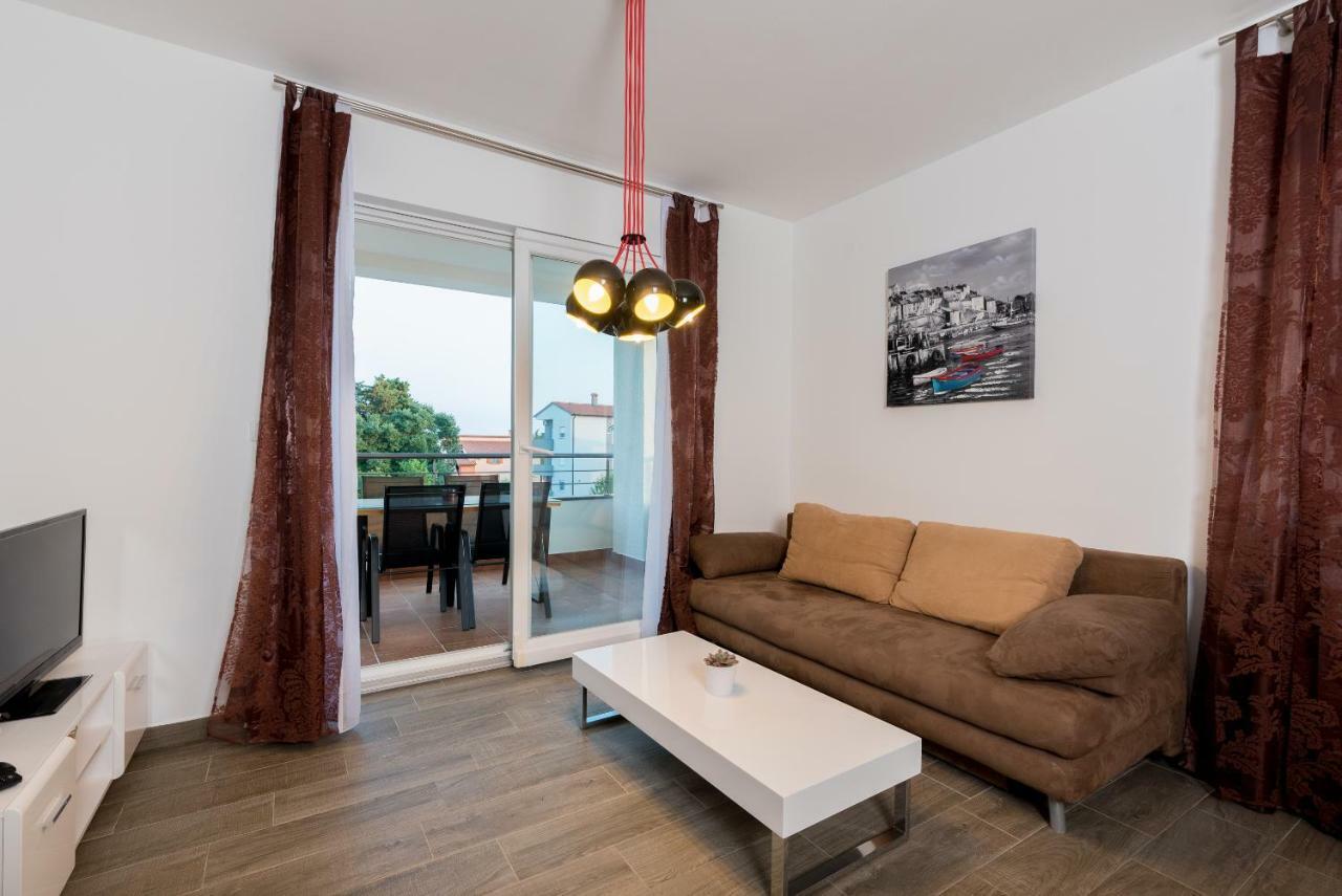 Villa Anja 1St Floor Peroj Eksteriør bilde